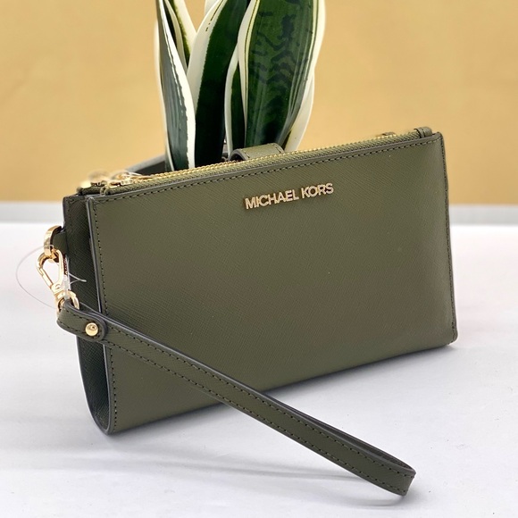 Michael Kors DoubleZip Wallet Wristlet
Phone Case DUFFLE - Picture 1 of 14